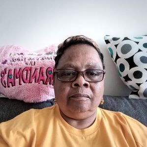 Meet your Posher, Deloris